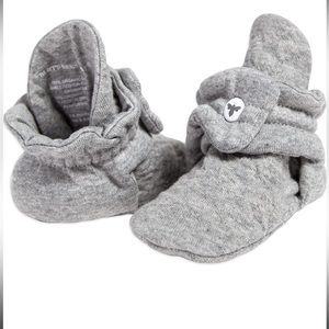 NWT 6-9 month burts bees booties